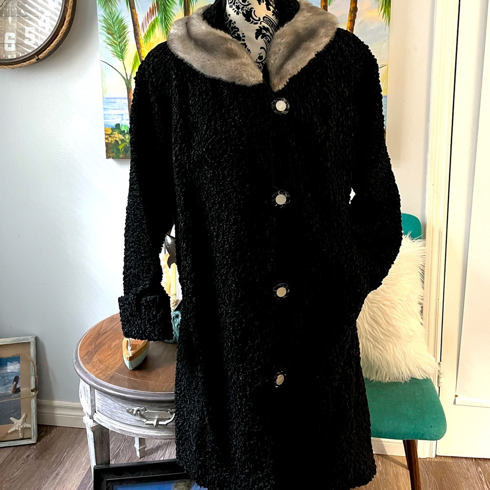 Black Faux Fur  lamb Coat with Gray Faux Fur Collar - Picture 2 of 8
